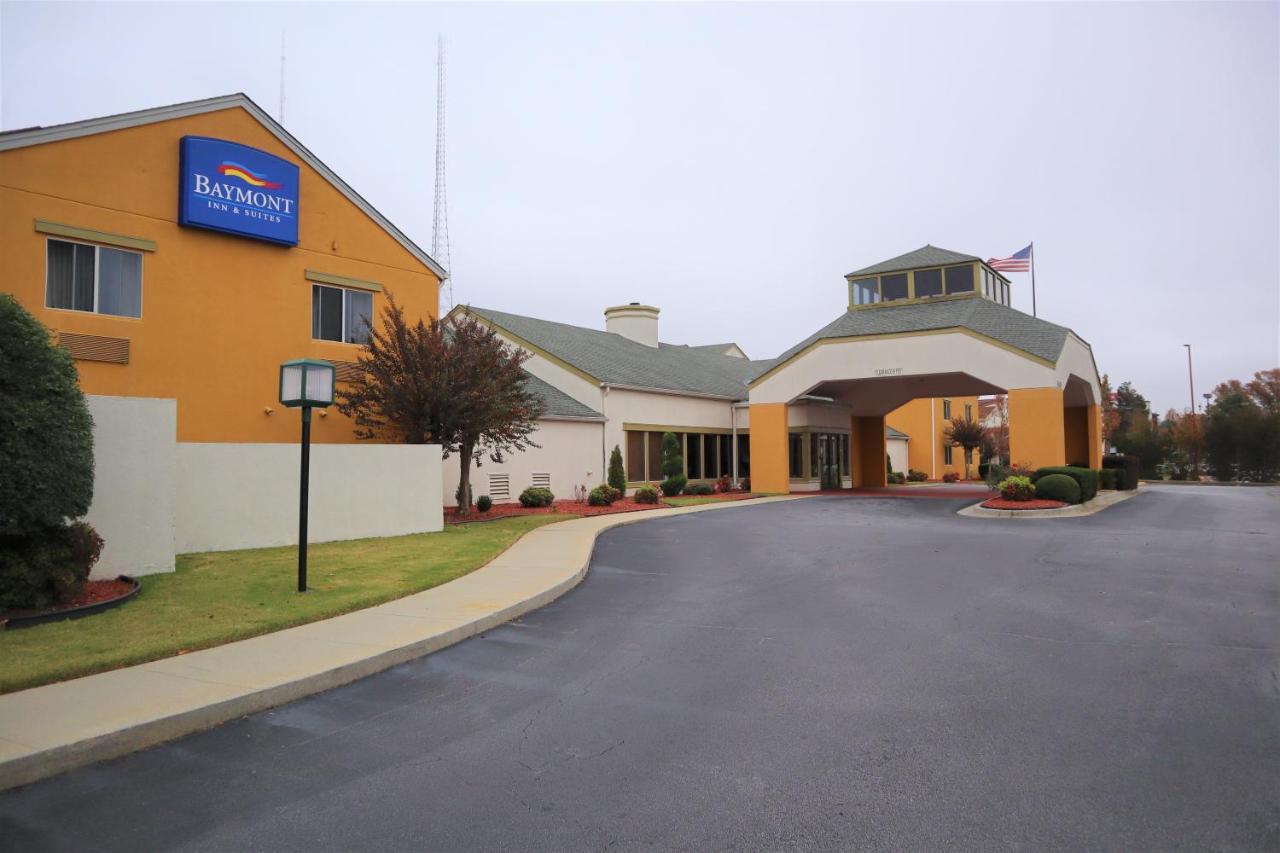 Baymont By Wyndham Norcross Atlanta Hotel Exterior photo