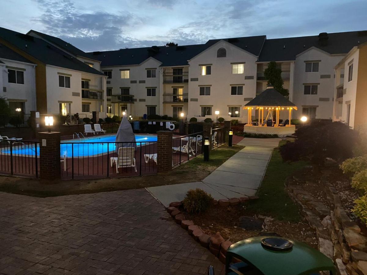 Baymont By Wyndham Norcross Atlanta Hotel Exterior photo