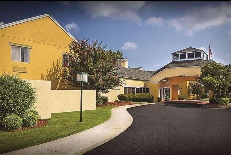 Baymont By Wyndham Norcross Atlanta Hotel Exterior photo