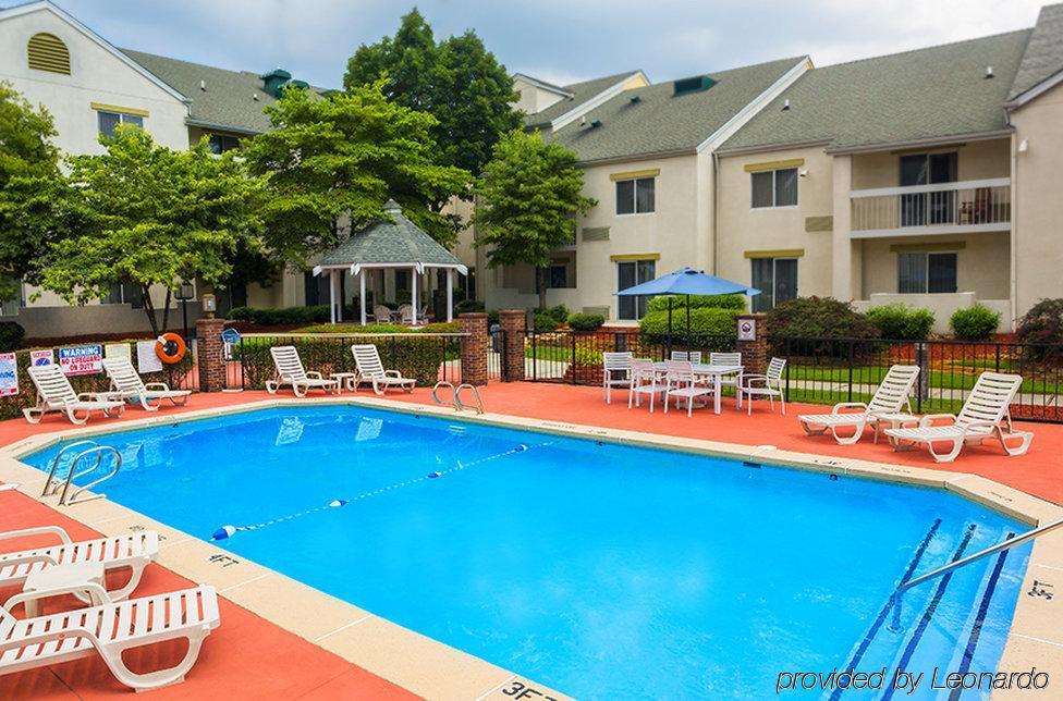 Baymont By Wyndham Norcross Atlanta Hotel Exterior photo